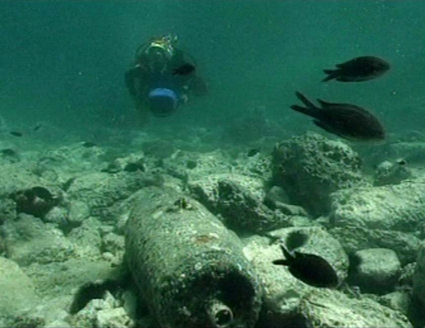Plongeur - Armes chimiques sous la mer - GeoramaTV